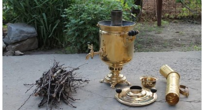 How to heat up a firewood samovar