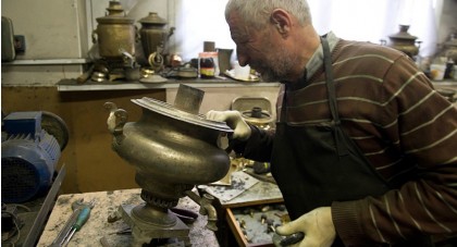 How were samovars manufactured?