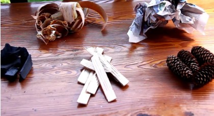 What wood should be used to heat up the samovar?